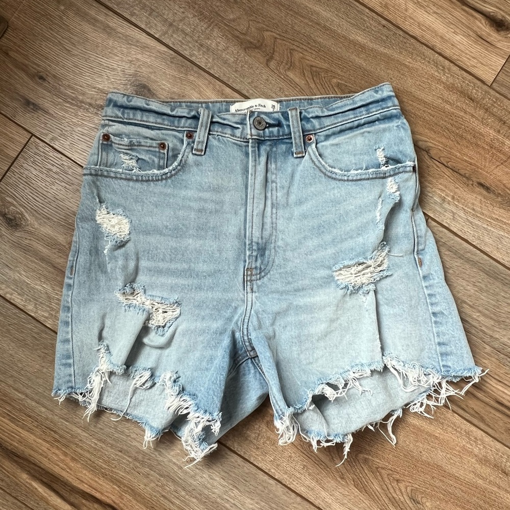 Abercrombie Curve Love High Rise 4” Short Sz 2